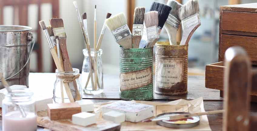 diy paint brushes and crafting